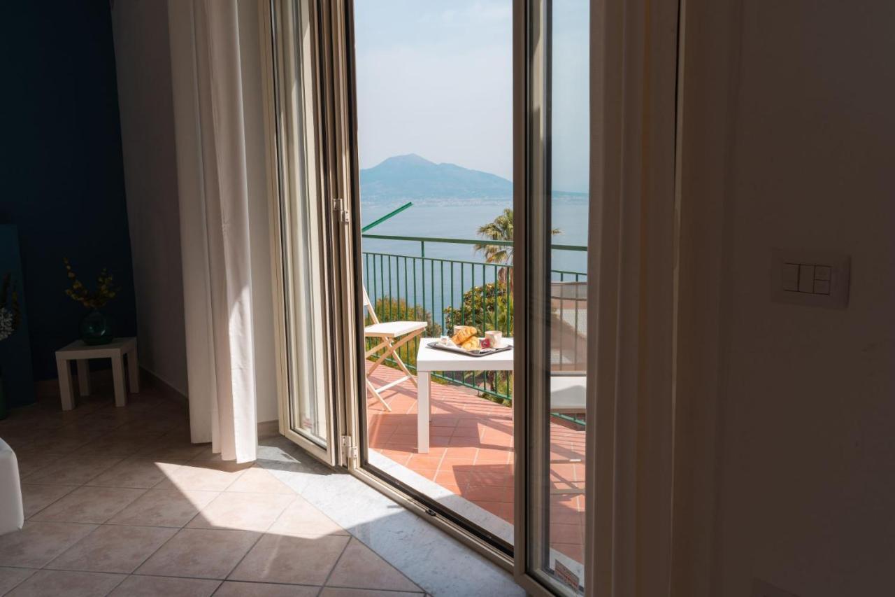 Amazing Sea&Vesuvio View Suite Vico Equense Eksteriør bilde